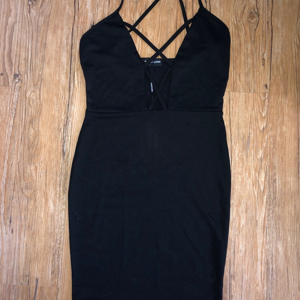 Black bodycon dress